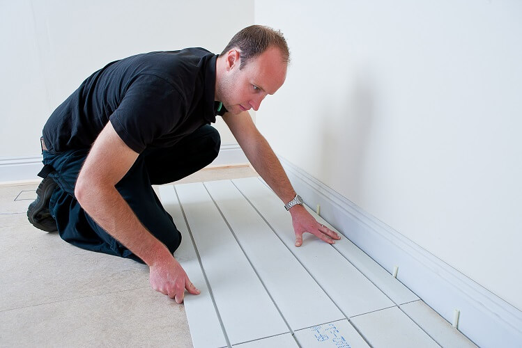 Installing a LoPro retrofit UFH system