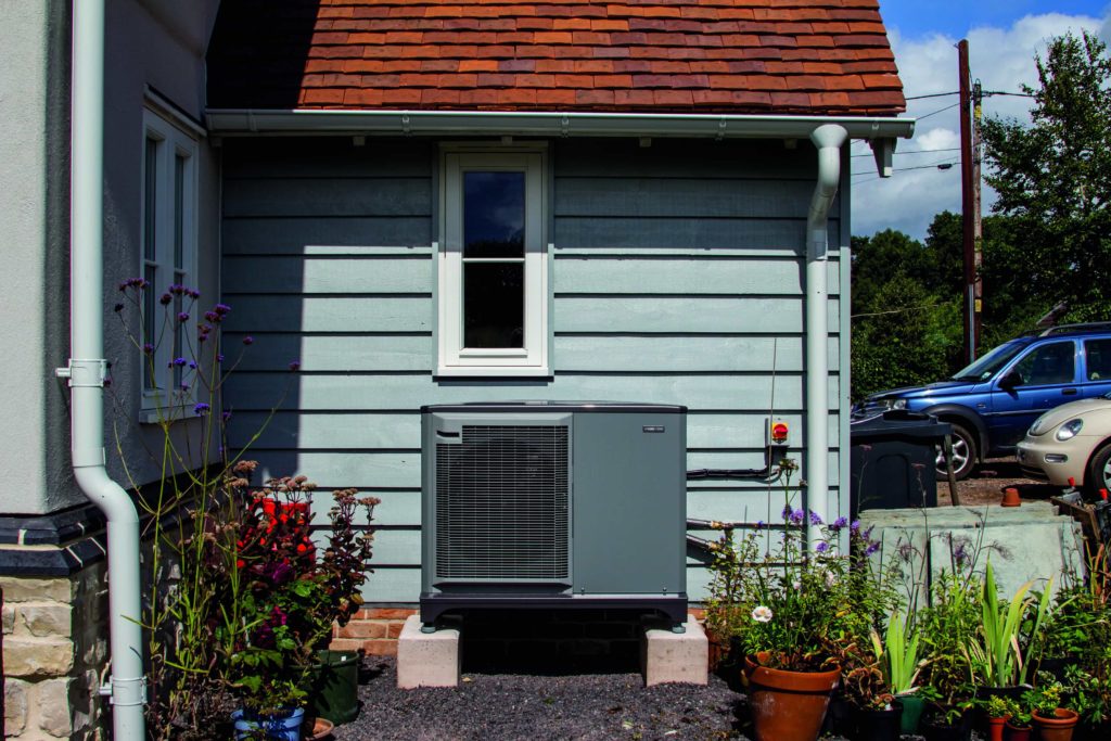 Air source heat pump