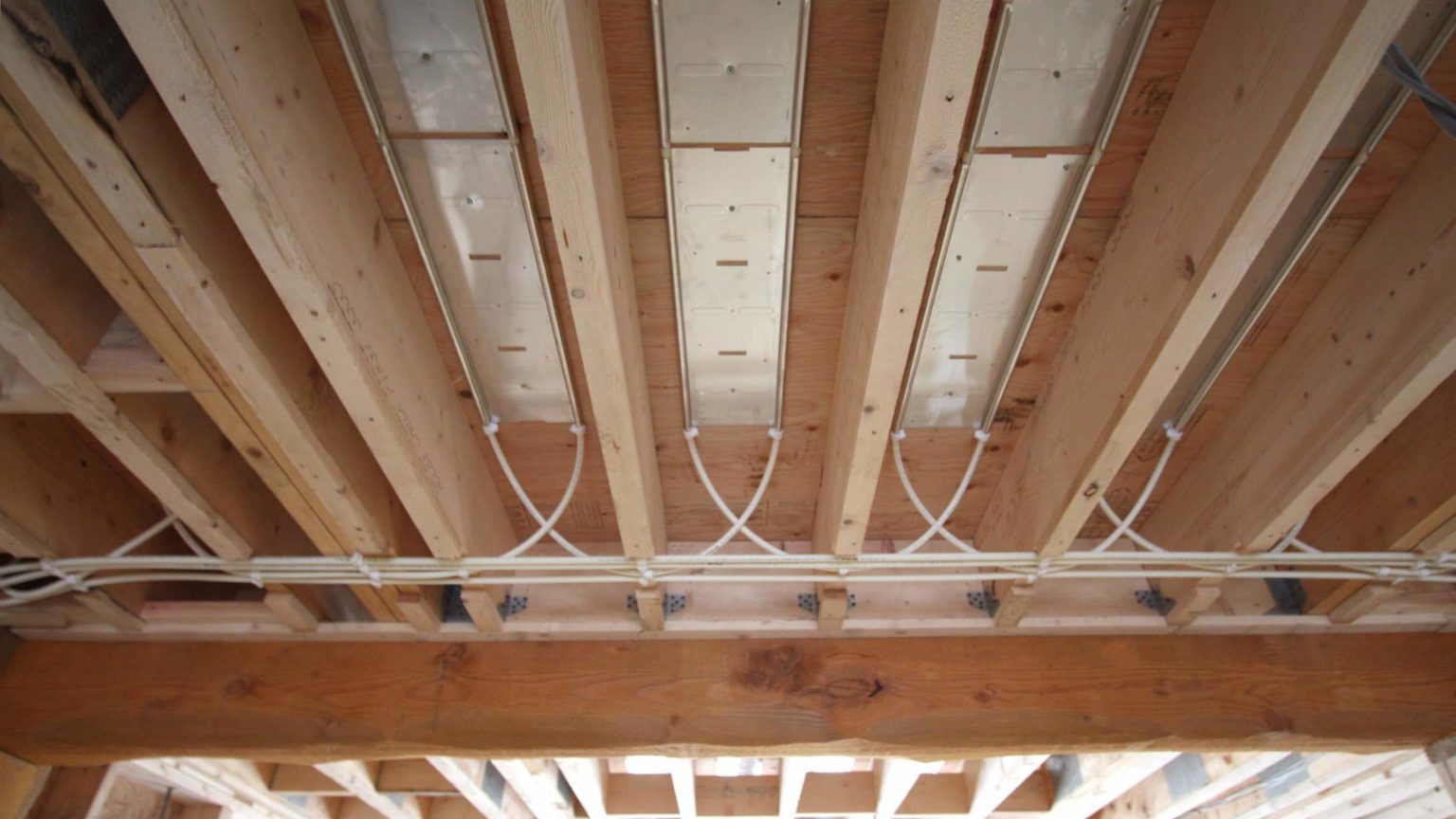 Using Timber or Engineered Wood Flooring With Underfloor Heating